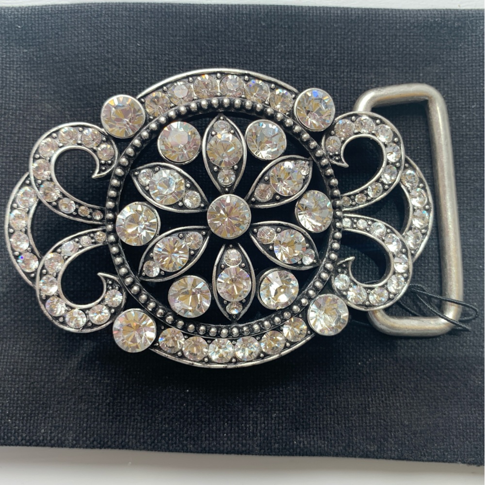 Carlton cards Ladies Rhinestone Embellished Belt Buckle NWOT